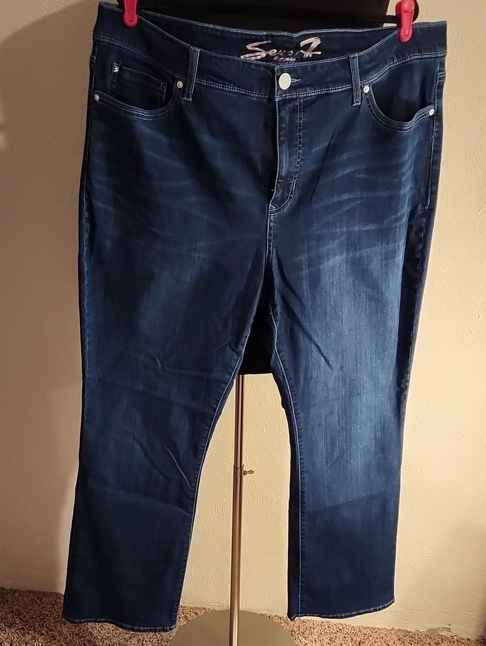 Seven7 Women's Rocker Slim Boot Jeans Size 22W